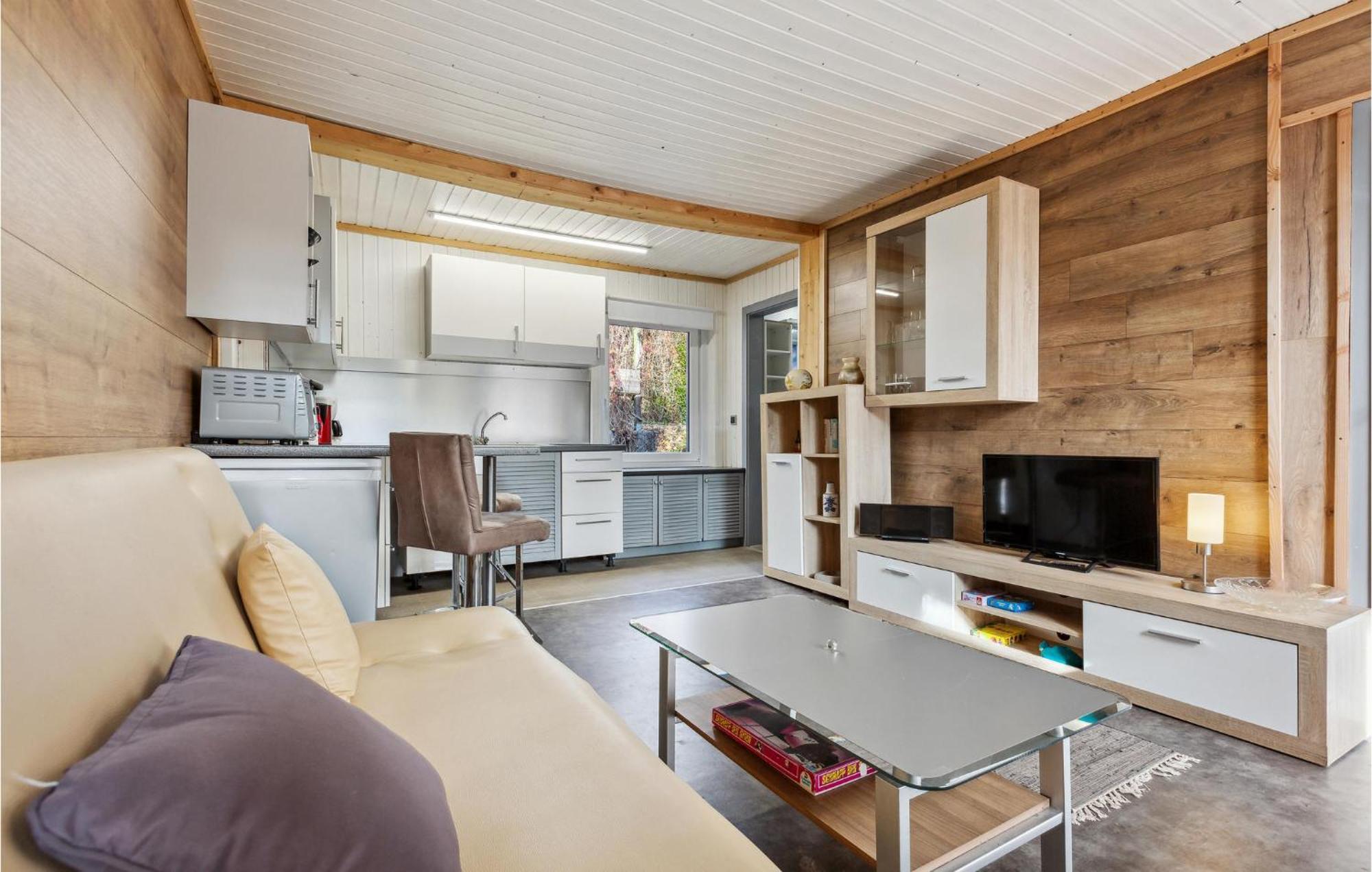 Nice Home In Zeulenroda-Triebes With Sauna Eksteriør billede